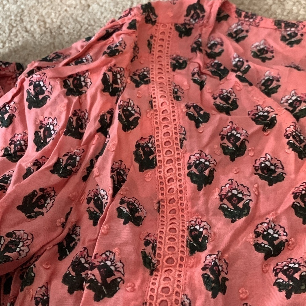 Adorable Loft Blouse Boho Size Medium EUC - Picture 4 of 6